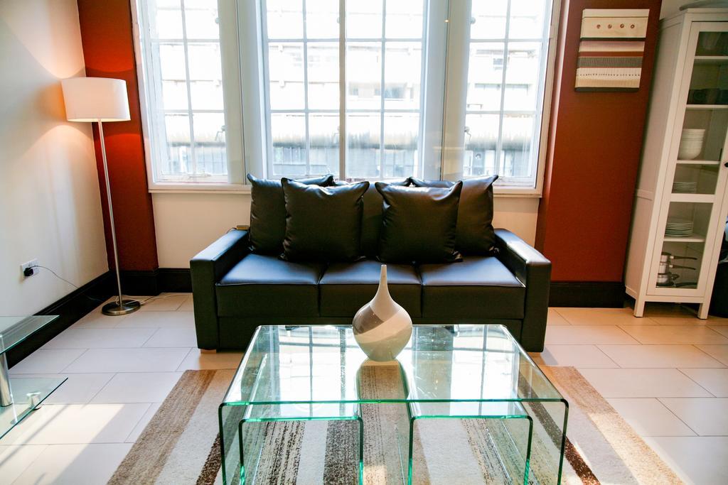 Club Living - Barbican Apartments Londyn Pokój zdjęcie