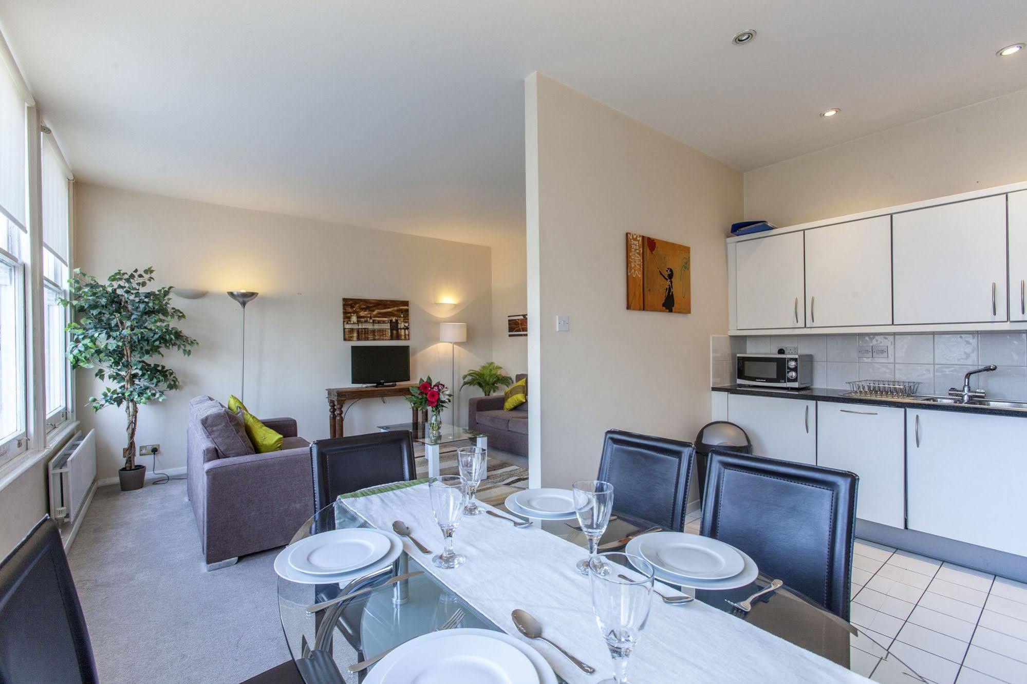Club Living - Barbican Apartments Londyn Zewnętrze zdjęcie